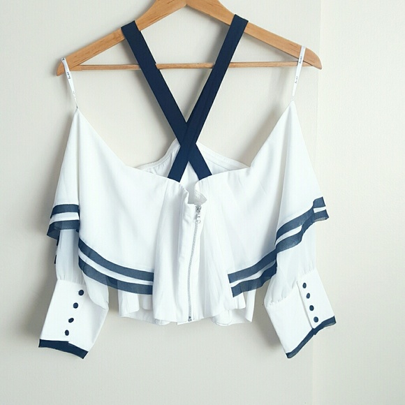 Bardot | NWT Off Sholder White Top - Picture 5 of 8